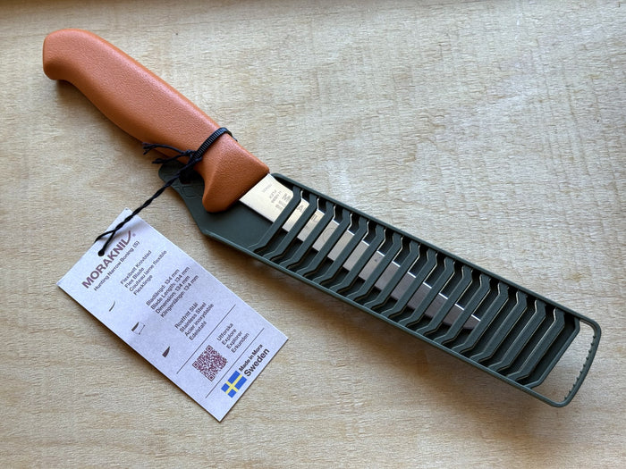 Morakniv Hunting Narrow Boning (S) knife in its ventilated olive sheath with tag